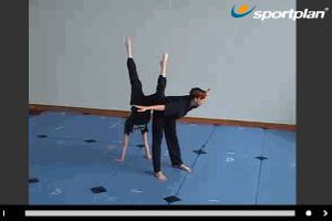 Handstand onto a right angled base - Variation Key 5 2 | Sportplan